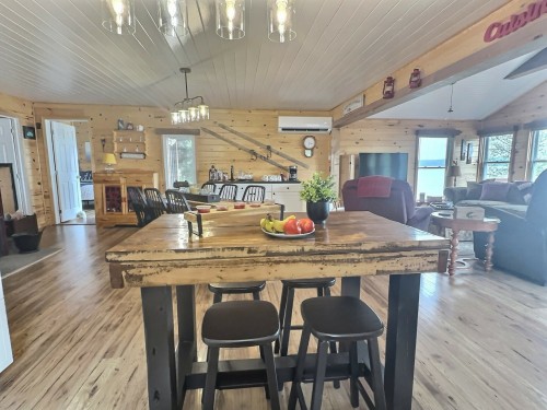 Salle à manger - 1084 Mtée Carniel, Guérin, QC - Indoor Photo Showing Dining Room