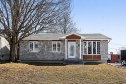 1150 Rue de Liesse  Gatineau (Masson-Angers), QC J8M 1H8