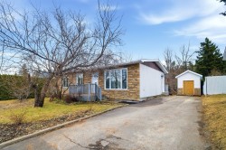 4102 Rue de la Loire Saguenay (Jonquière), QC J8A 1E9