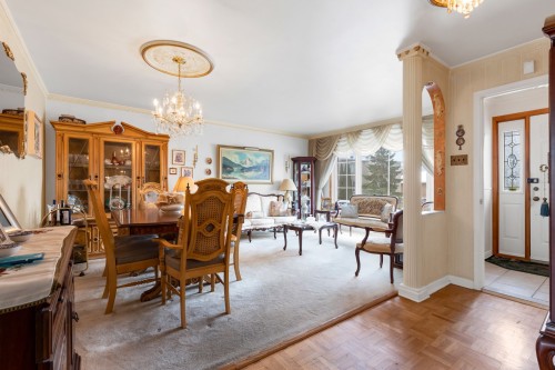Salon - 859 Av. Devonshire, Laval (Chomedey), QC - Indoor Photo Showing Dining Room