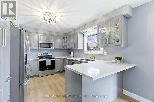 313 Krohmer Drive, Goderich (Goderich (Town)), ON - Indoor Photo Showing Kitchen With Double Sink With Upgraded Kitchen
