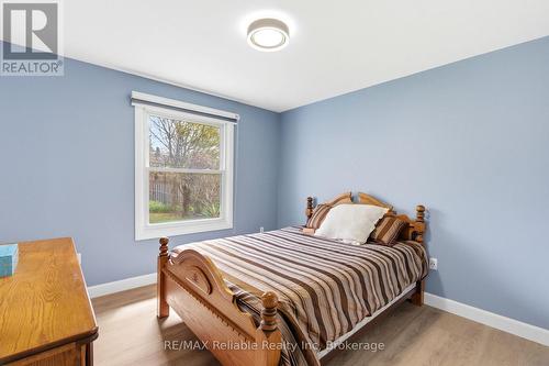 313 Krohmer Drive, Goderich (Goderich (Town)), ON - Indoor Photo Showing Bedroom