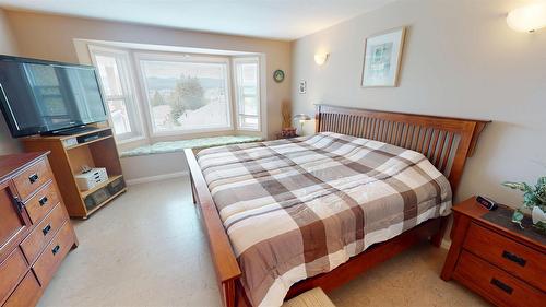 3333 Mt Fisher Drive, Cranbrook, BC - Indoor Photo Showing Bedroom