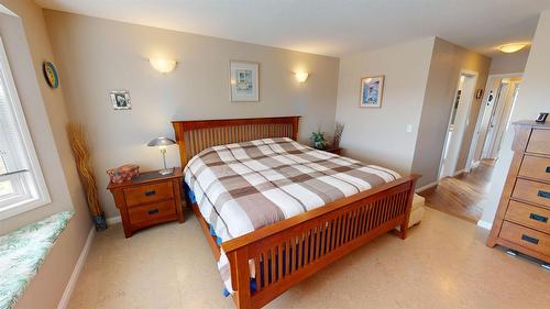 3333 Mt Fisher Drive, Cranbrook, BC - Indoor Photo Showing Bedroom