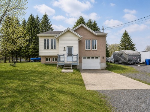 967 Rue Lapalme  Saint-Lin/Laurentides, QC J5M 1Y9