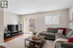 89 Pantego Lane NW  Calgary, AB T3K 0T1