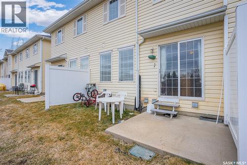 17 111 Fairbrother Crescent, Saskatoon, SK - Outdoor