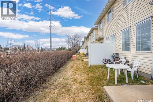 17 111 Fairbrother Crescent, Saskatoon, SK - Outdoor