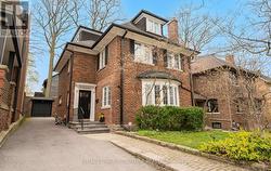86 HUDSON DRIVE Toronto, ON M4T 2K3