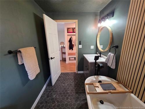 5722 Centrale St, Lac Baker, NB 
