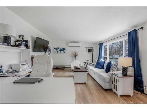 285 Winslow St, Fredericton, NB 