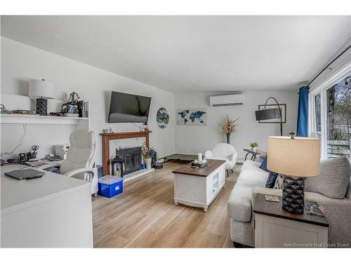 285 Winslow St, Fredericton, NB 