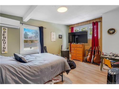 285 Winslow St, Fredericton, NB 