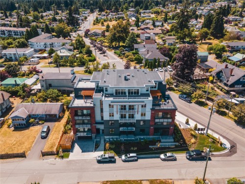 402-201 Dogwood Dr, Ladysmith, BC - Outdoor With View