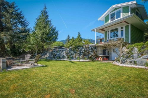 1006 Seventh Ave, Ucluelet, BC 