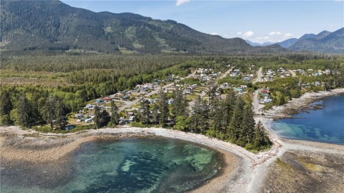 1006 Seventh Ave, Ucluelet, BC 