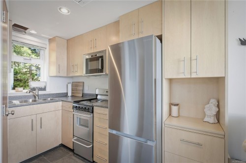 1006 Seventh Ave, Ucluelet, BC 