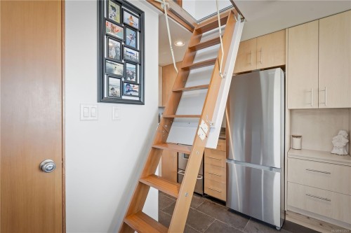 1006 Seventh Ave, Ucluelet, BC 
