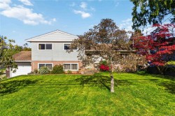 2123 Church Rd Sooke, BC V9Z 0W7