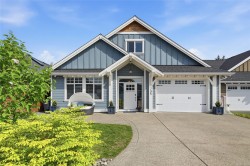 795 Parkside Cres Parksville, BC V9P 0C7