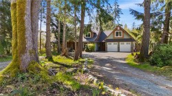583 Nature Park Dr Campbell River, BC V9W 7Z9