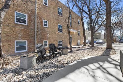1018 Corydon Ave, Winnipeg, MB 