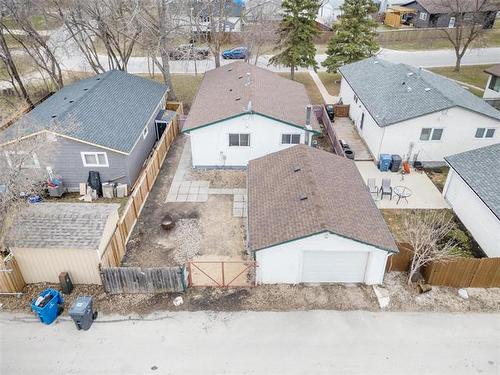 18 Dorge Dr, Winnipeg, MB 