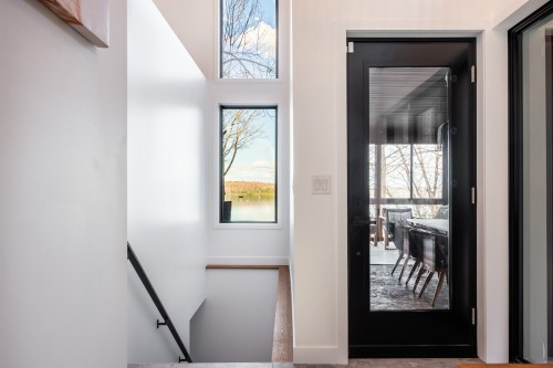 Hall d'entrée/Vestibule - 79 Ch. Mayer, Potton, QC - Indoor Photo Showing Other Room