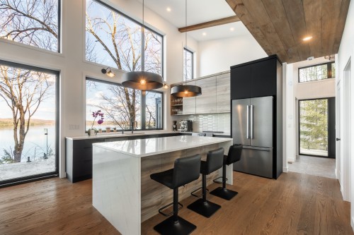 Cuisine - 79 Ch. Mayer, Potton, QC - Indoor Photo Showing Kitchen With Upgraded Kitchen