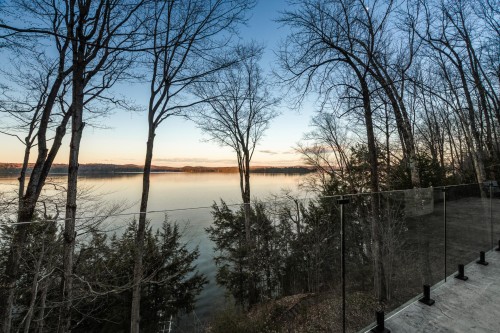 Balcon - 79 Ch. Mayer, Potton, QC - Outdoor With Body Of Water With View