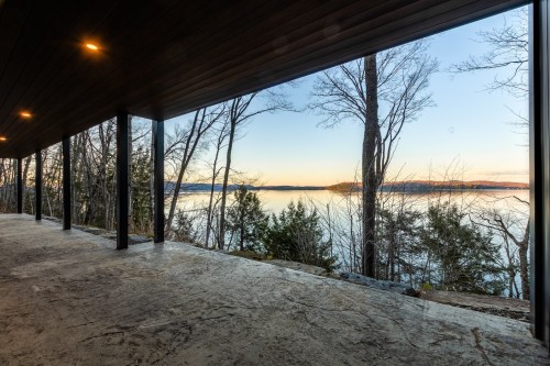 Terrasse - 79 Ch. Mayer, Potton, QC - Outdoor With Body Of Water With View