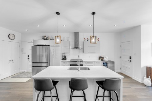 Cuisine - 21-661 Boul. Adolphe-Chapleau, Bois-Des-Filion, QC - Indoor Photo Showing Kitchen With Upgraded Kitchen