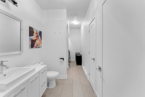 Salle de bains - 21-661 Boul. Adolphe-Chapleau, Bois-Des-Filion, QC - Indoor Photo Showing Bathroom