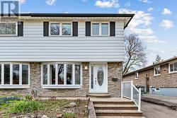 3128 RYMAL ROAD  Mississauga, ON L4Y 3B6