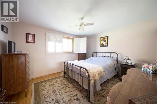 176 Kimberly Drive, Hamilton, ON - Indoor Photo Showing Bedroom