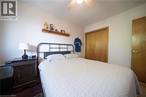 176 Kimberly Drive, Hamilton, ON - Indoor Photo Showing Bedroom