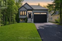 35 48TH STREET N  Wasaga Beach, ON L9Z 1Y3