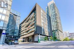 509 - 90 QUEENS WHARF ROAD Toronto, ON M5V 0J4