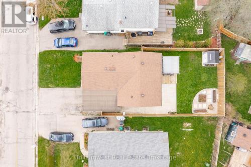 6 Broken Oak Crescent, Kitchener, ON - 