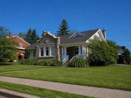 43 Summit Avenue, Thunder Bay, ON - Outdoor With Facade
