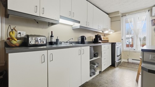Kitchen - 38 4E Rue O., Saint-Martin, QC - Indoor Photo Showing Kitchen