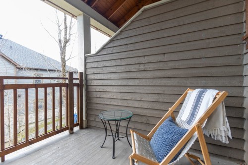 Terrasse - 199 Rue Du Contour, Orford, QC - Outdoor With Exterior