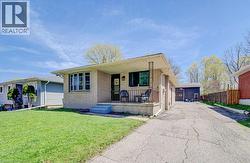 291 WESTWOOD Drive  Kitchener, ON N2M 2L3