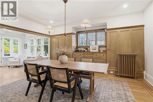 18 Inglewood Drive, Hamilton, ON - Indoor Photo Showing Dining Room