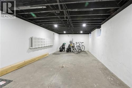 18 Inglewood Drive, Hamilton, ON - Indoor Photo Showing Other Room
