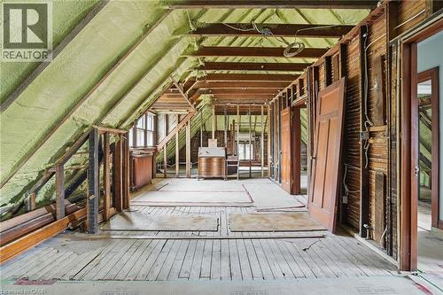 18 Inglewood Drive, Hamilton, ON - Outdoor