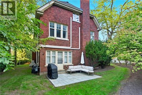 18 Inglewood Drive, Hamilton, ON - Outdoor