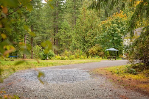 5708 River Valley Rd, Duncan, BC 