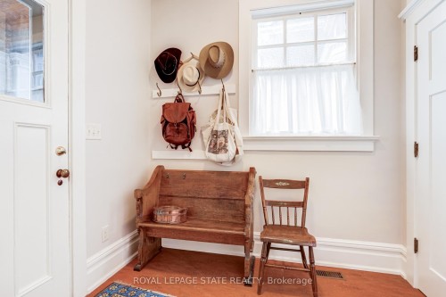 5 Undercliffe Avenue, Hamilton, ON - Indoor Photo Showing Other Room