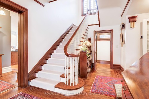 5 Undercliffe Avenue, Hamilton, ON - Indoor Photo Showing Other Room